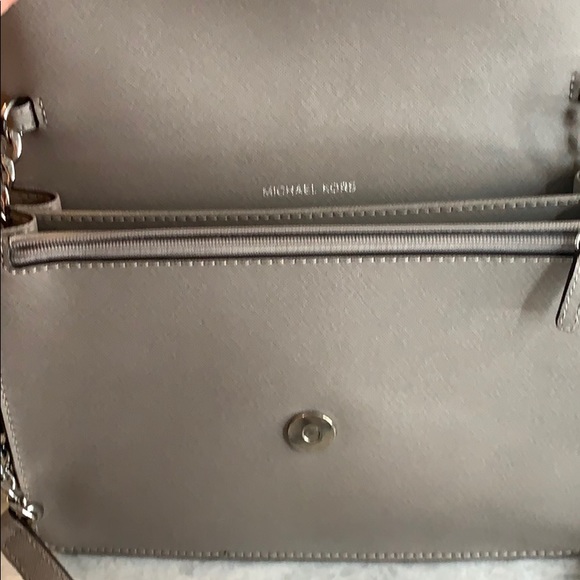 Michael Kors Crossbody - Picture 4 of 5